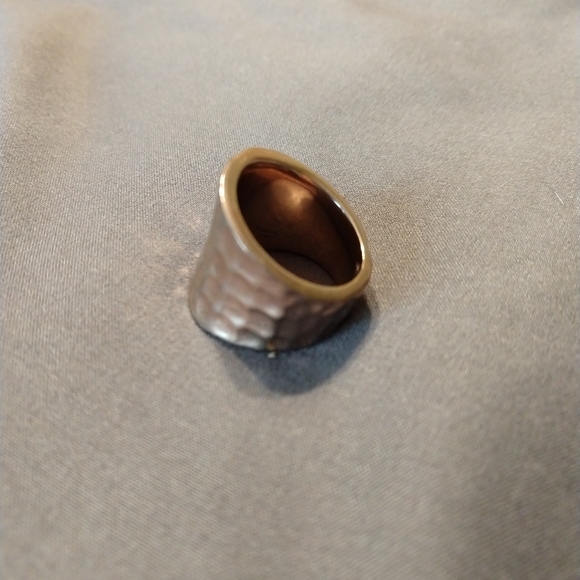 Dimpled Ring Gold Colored - Picture 7 of 8